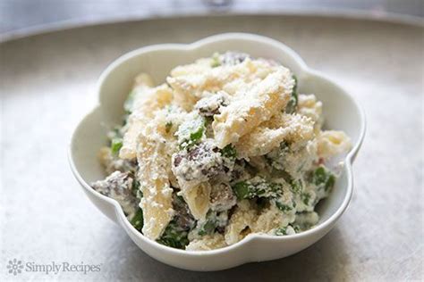 penne-with-ricotta-and-asparagus-recipe-simply image