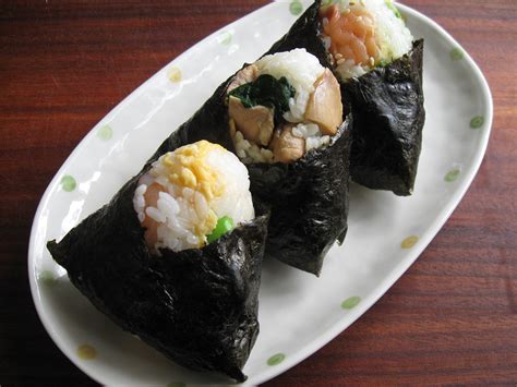 sushi-onigiri-rice-balls-hirokos image
