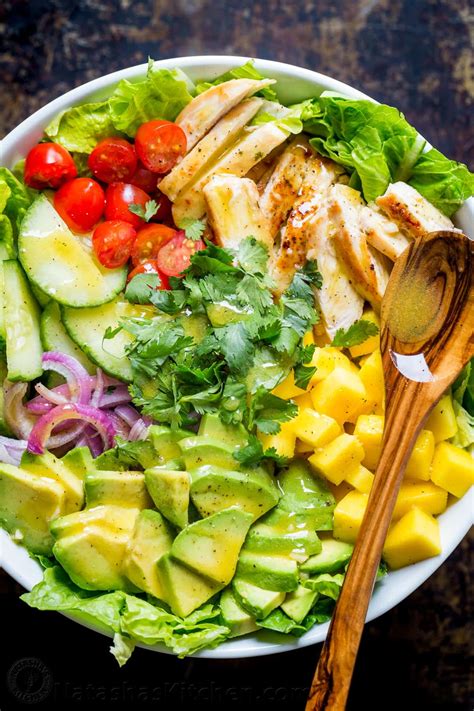 chicken-mango-avocado-salad-video image