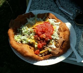 what-is-a-navajo-taco-culinarylore image