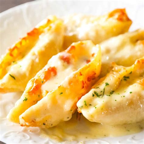 chicken-alfredo-stuffed-shells-this-is-not-diet-food image