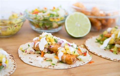 how-to-make-grilled-shrimp-street-tacos-with-a-lime image