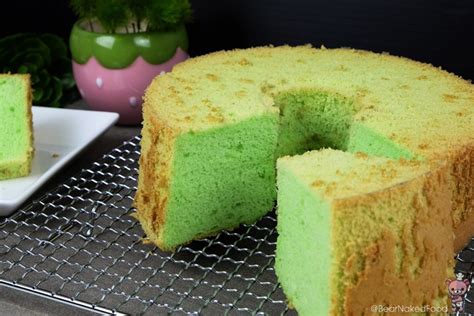 pandan-chiffon-cake-bear-naked-food image
