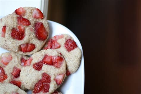 vegan-strawberry-spelt-biscuits-oh-she-glows image