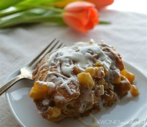 apple-fritter-breakfast-casserole-wonkywonderful image