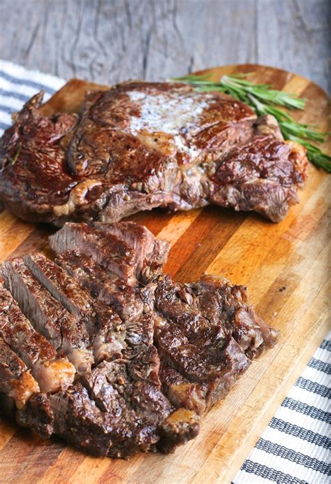 cook-the-perfect-pan-seared-steak-the-foodie-affair image