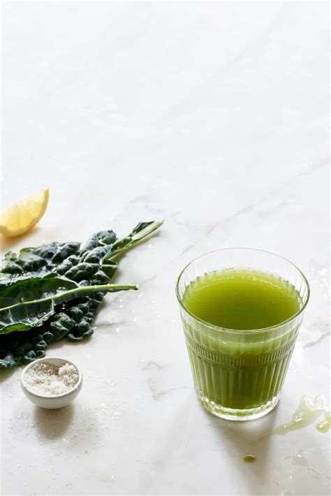 sweet-kale-juice-that-tastes-like-lemonade-the image