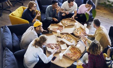 27-best-pizza-party-ideas-bella-bacinos image