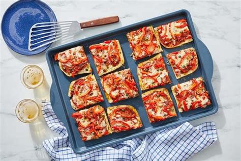 fontina-pepper-focaccia-pizza-with-spicy-garlic-oil image