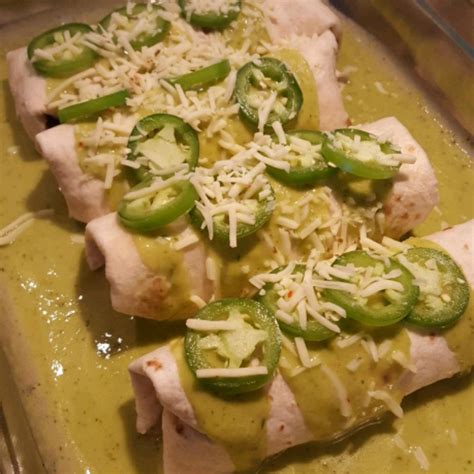 12-green-enchilada-recipes-to-spice-up-your-dinner image