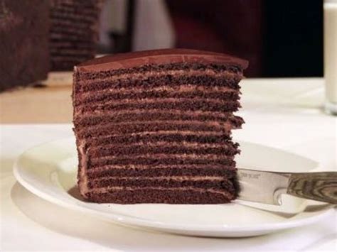 strip-houses-towering-24-layer-chocolate-cake image