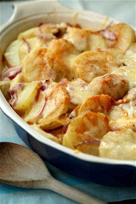 scalloped-potatoes-skinny-chef image