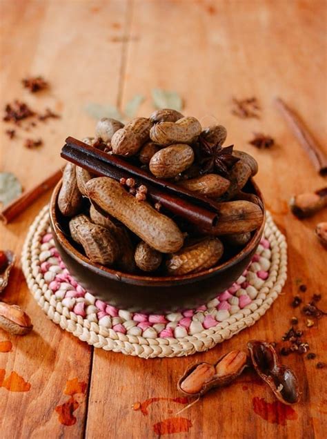 chinese-boiled-peanuts-recipe-the-woks-of-life image