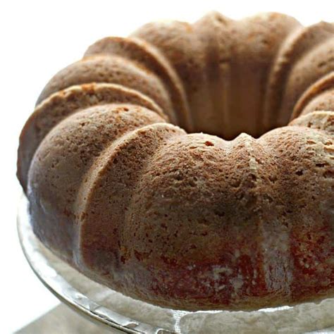 this-easy-kentucky-pound-cake-proves-that-butter-has image