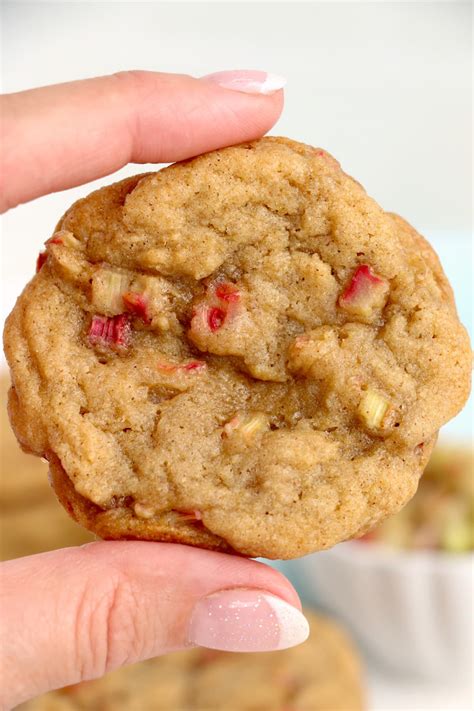 rhubarb-cookies-kitchen-divas image