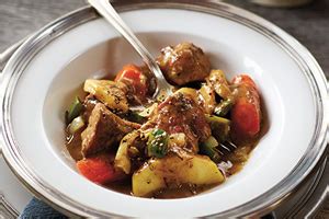 pork-ragout-with-apples-n-thyme-foodland-ontario image