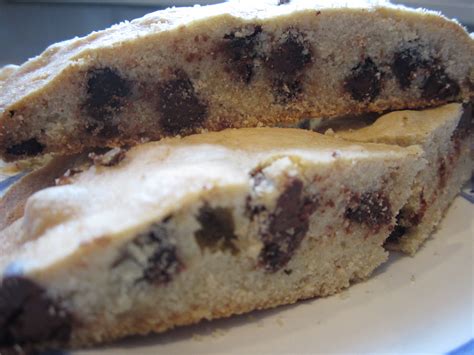 moms-chocolate-chip-mondel-bread-my-judy-the-foodie image