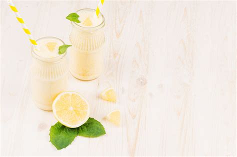 lemon-cream-collagen-shake-recipe-dr-kellyann image