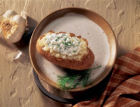 baked-potato-with-herbed-cottage-cheese image