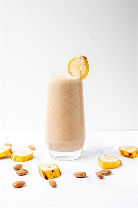 5-minute-banana-almond-milk-smoothie-real-food image