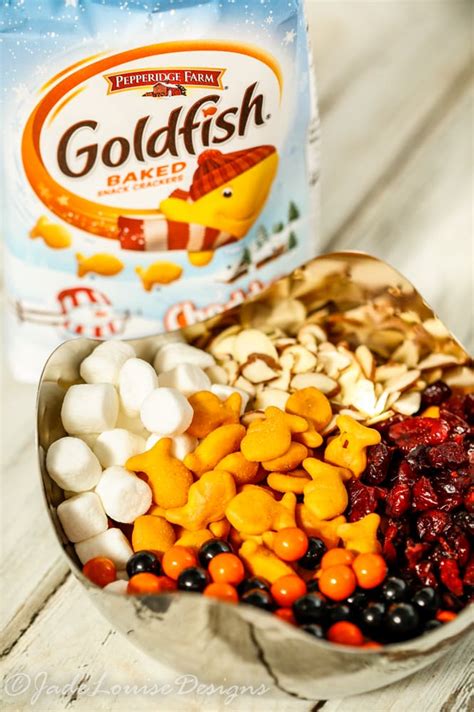goldfish-snacks-trail-mix-for-fun-holiday-travel-busy image