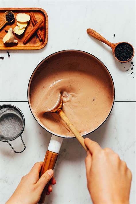 easy-masala-chai-recipe-minimalist-baker image