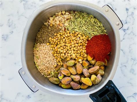 dukkah-spice-blend-recipe-simply image