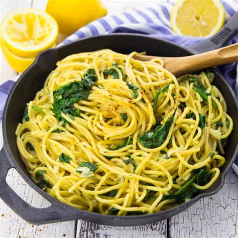 lemon-spaghetti-with-spinach-one-pot-vegan-heaven image