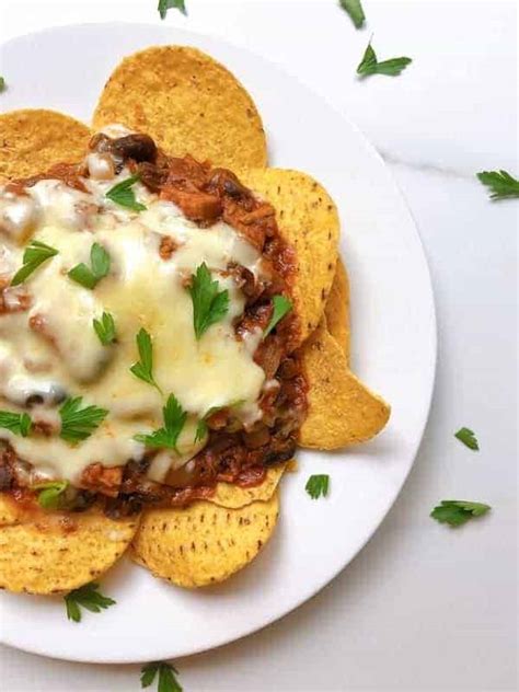leftover-chicken-chili-mama-loves-to-cook image