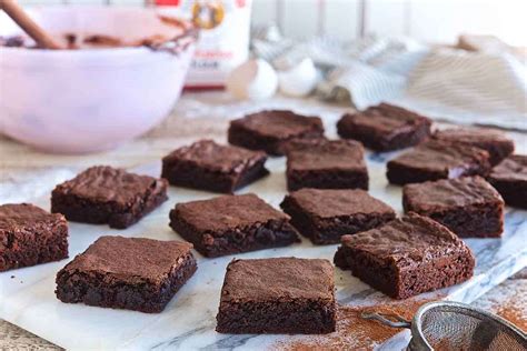 quick-and-easy-fudge-brownies-king-arthur-baking image