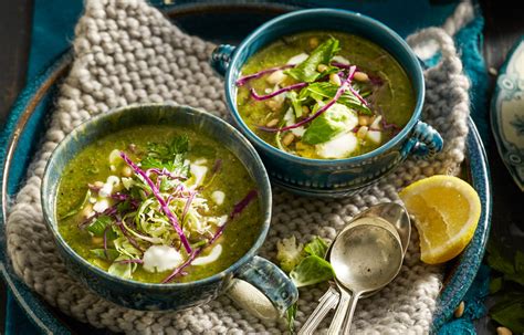 spinach-broccoli-and-zucchini-soup-better-homes image