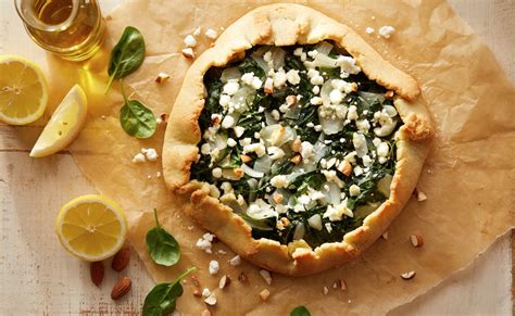 recipe-savory-spinach-galette-blue-diamond image