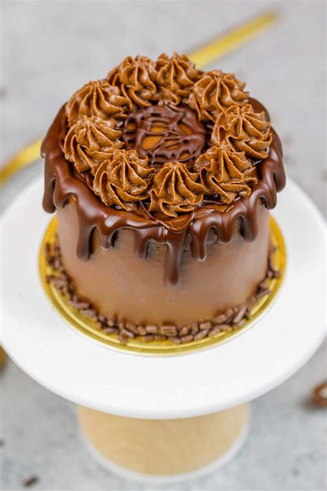 mini-chocolate-cake-recipe-the-perfect-date-night image