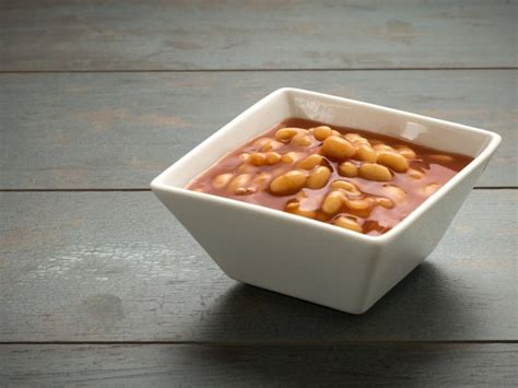 microwave-baked-beans-recipe-cdkitchencom image