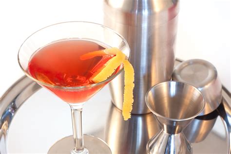 pama-martini-a-pomegranate-vodka-martini image