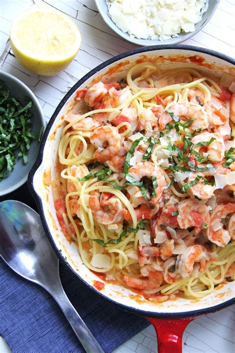 creamy-tomato-basil-shrimp-pasta-a-pretty-life-in image