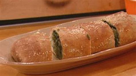 artichoke-and-spinach-rolled-stuffed-bread-rachael image