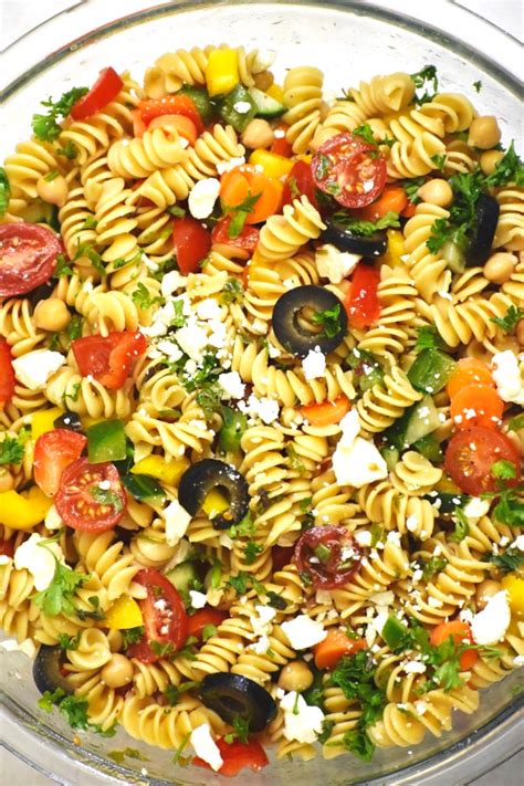 rainbow-pasta-salad-gypsyplate image