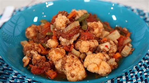 lightly-spiced-ethiopian-berbere-lentil-stew-ctv image