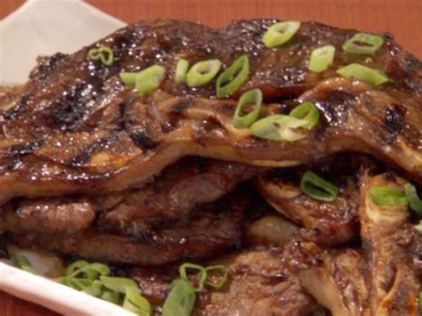 kalbi-korean-barbequed-beef-short-ribs-cooking image