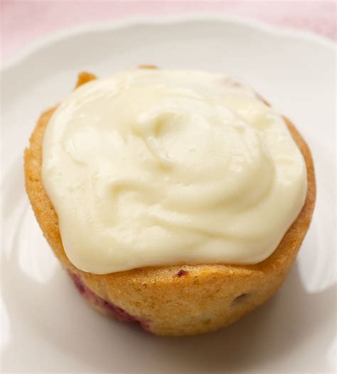 strawberry-cupcakes-with-white-chocolate-frosting image
