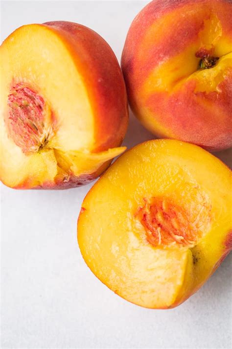 vegan-peach-ice-cream-4-ingredients-clean-eating image