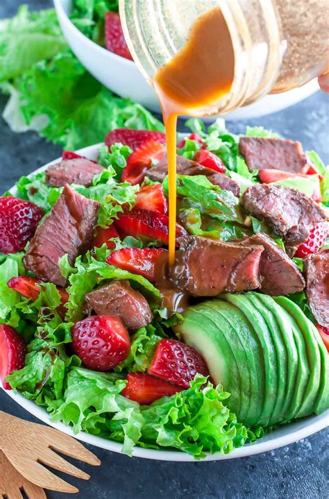 strawberry-steak-salad-with-homemade-balsamic image
