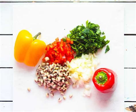 vegetarian-black-eyed-peas-recipe-the-picky-eater image