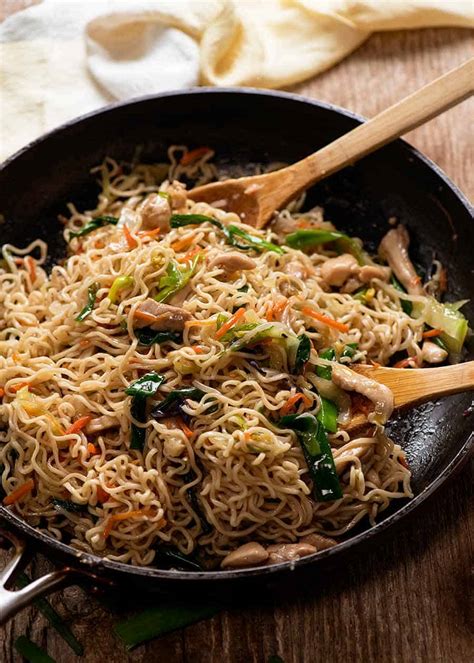 chow-mein-ramen-noodles-recipetin-eats image
