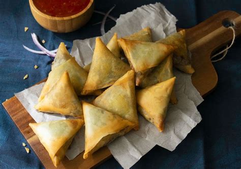 meat-samosa-spice-and-colour image