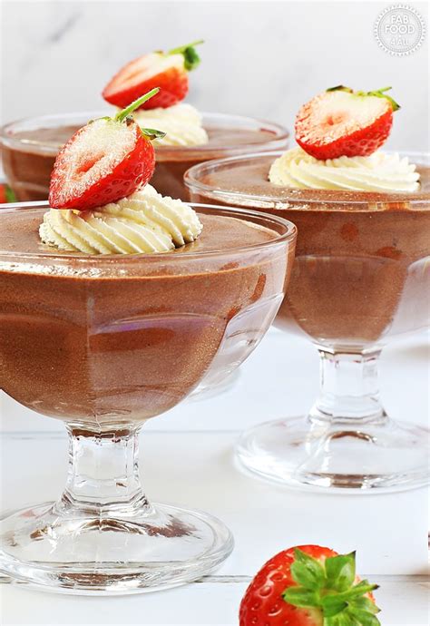 foolproof-rich-chocolate-mousse-with-step-by-step image