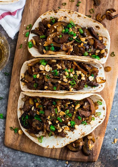 mushroom-tacos-the-best-vegetarian-taco image