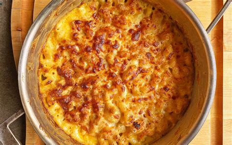smoked-mac-and-cheese-texas-monthly image