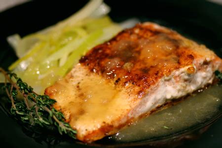 salmon-over-creamed-leeks-with-apple-butter-sauce image